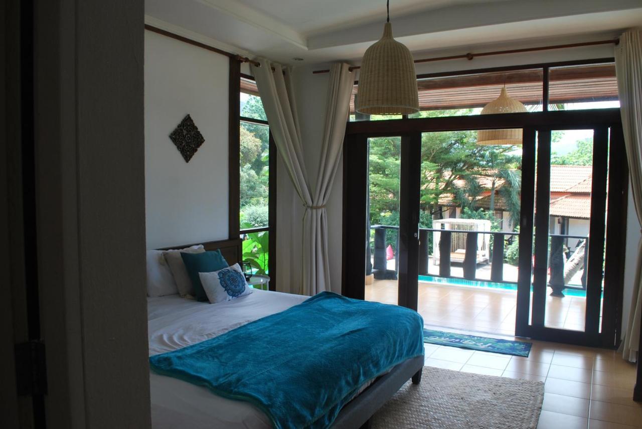 Red Pearl Beach Resort Chaloklum Bagian luar foto