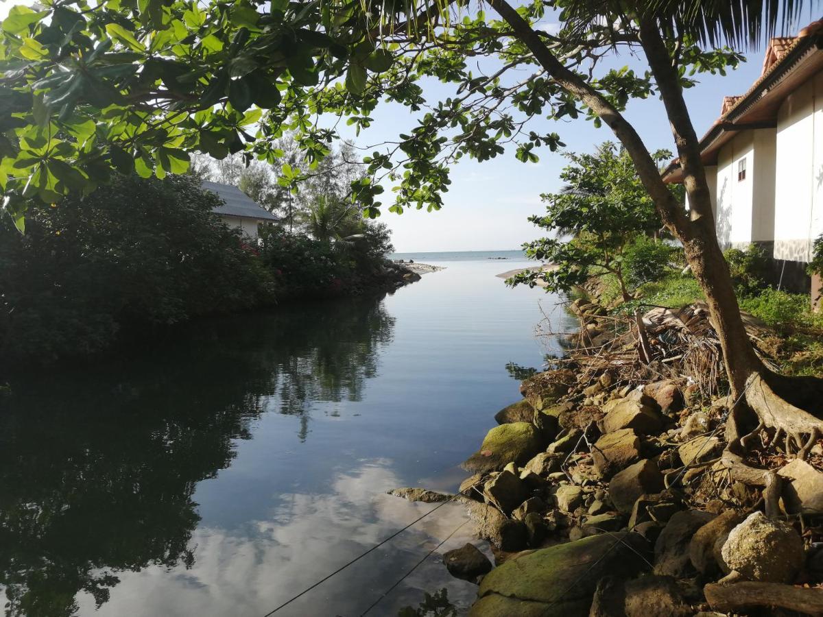 Red Pearl Beach Resort Chaloklum Bagian luar foto
